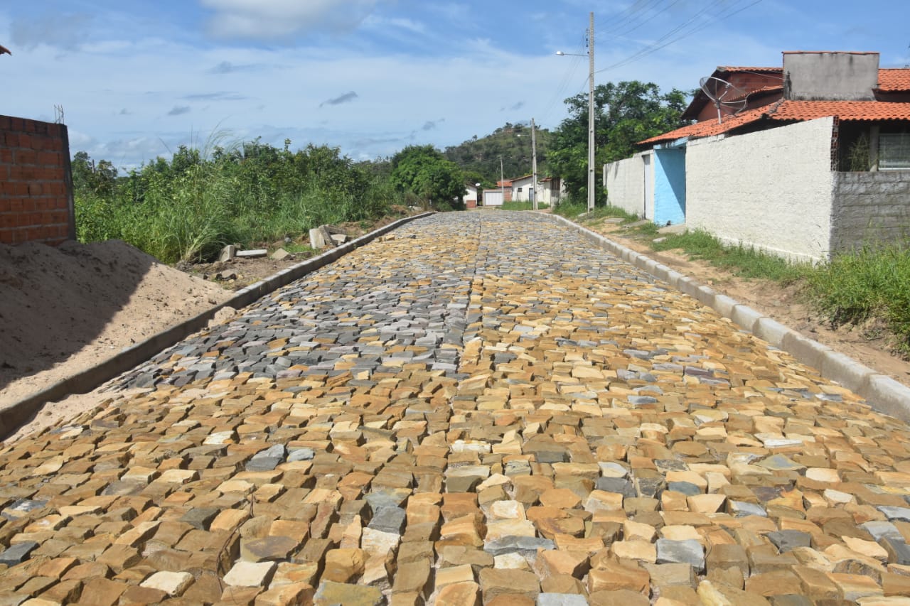 Obras em Monsenhor Gil parceria legislativo com executivo - Imagem 14