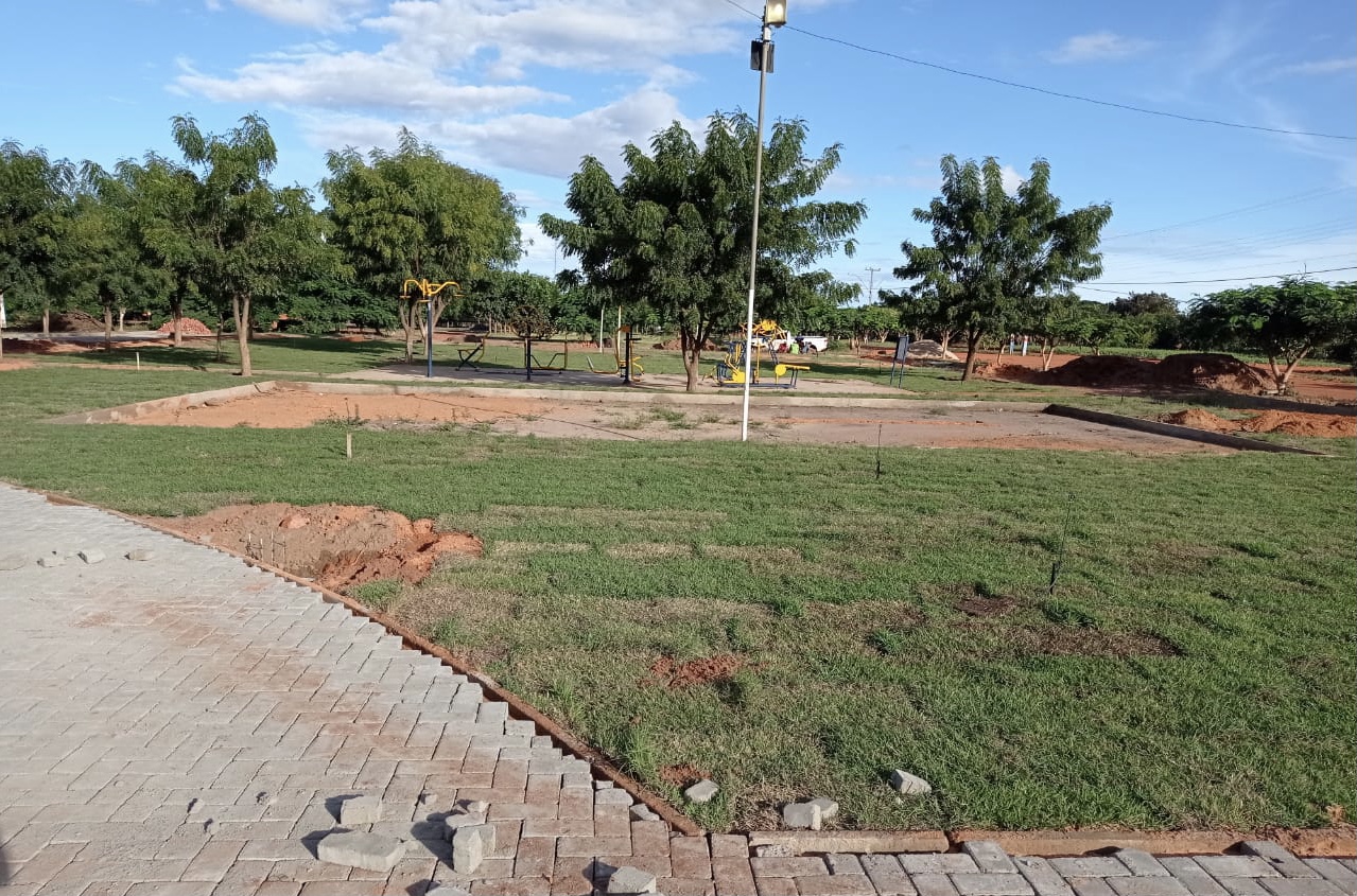 Praça da Nova Santa Rosa será entregue em maio - Imagem 1