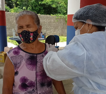 Vacinação dos Idosos de 65 a 79 anos em Agricolândia 
