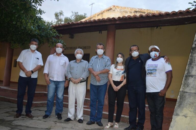 Senador Elmano Ferré se reúne com JF e anuncia obras Para Campo Maior