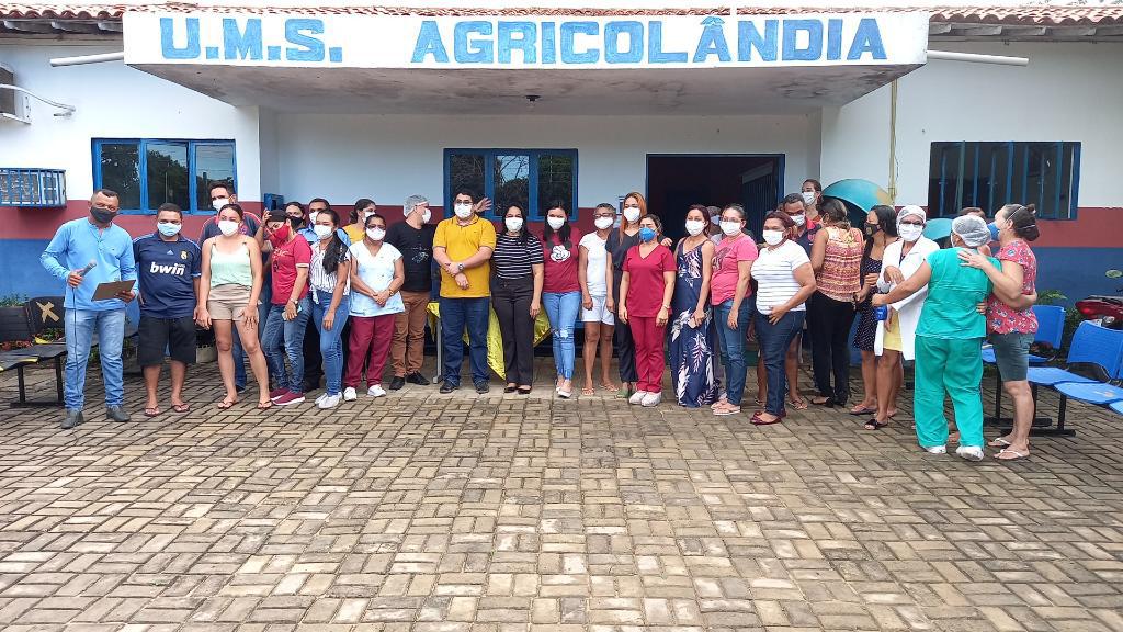 Prefeito Ítalo fez Homenagem aos Funcionários da Unidade Mista de Saúde - Imagem 4