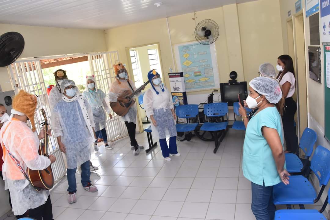 Hospital de Monsenhor Gil recebe Grupo Clowns, um momento de descontração - Imagem 20