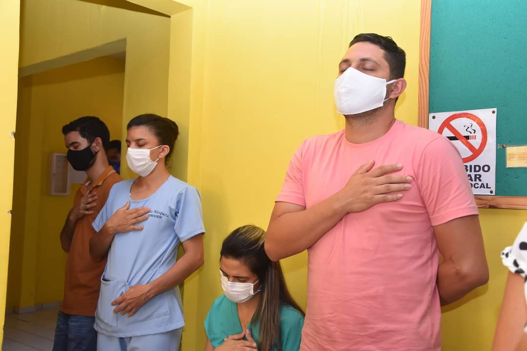 Hospital de Monsenhor Gil recebe Grupo Clowns, um momento de descontração - Imagem 8