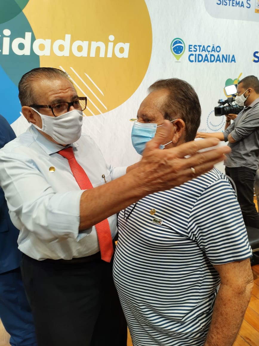 Dr. Wagner leva projetos para Sen. Ciro e recebe veículo para agricultura - Imagem 3