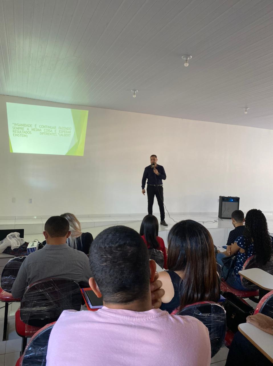 Servidores participam de treinamento sobre Contratações Públicas 