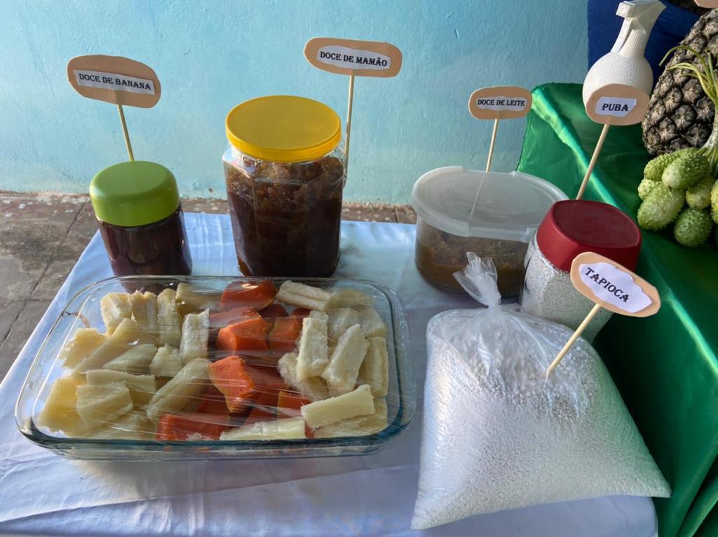 Exposição da “Mesa da Agricultura Familiar” em Manoel Emídio - Imagem 9