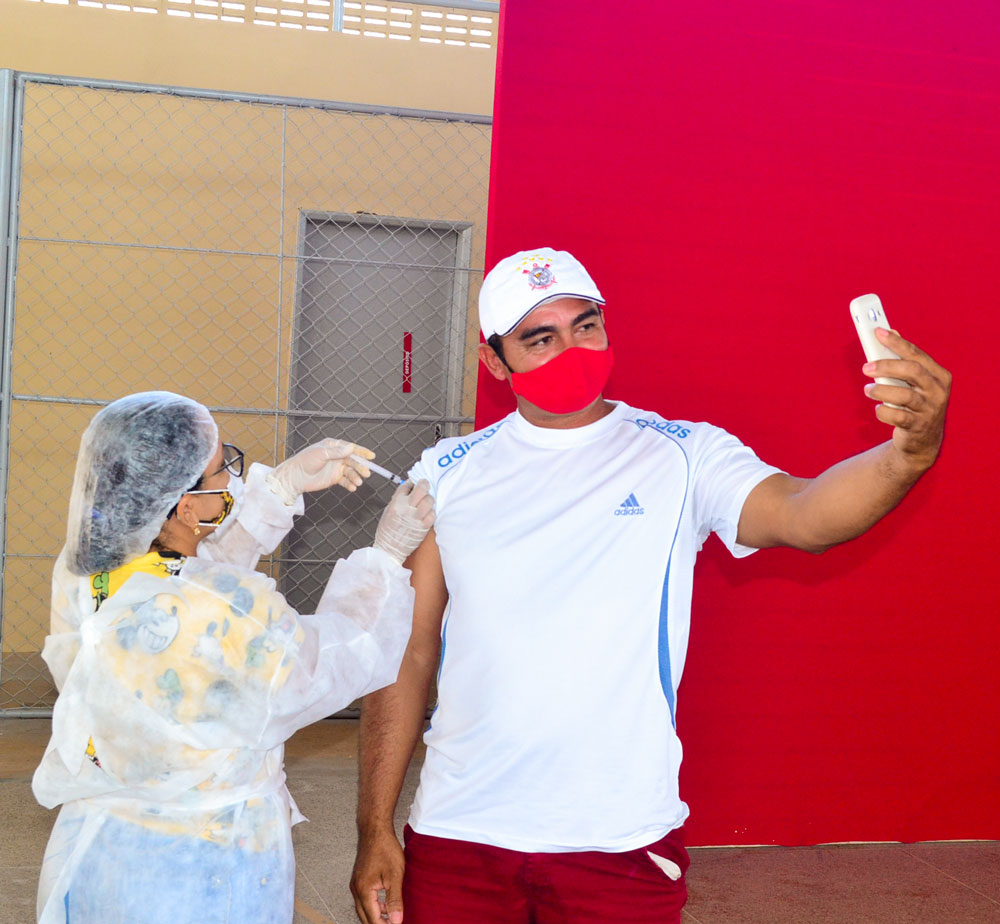 Joaquim Pires inicia imunização do público entre 55 a 59 anos - Imagem 21