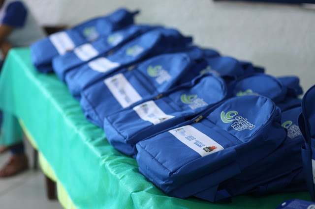 Prefeitura entrega material de apoio à equipe de Visitadores Sociais  - Imagem 2