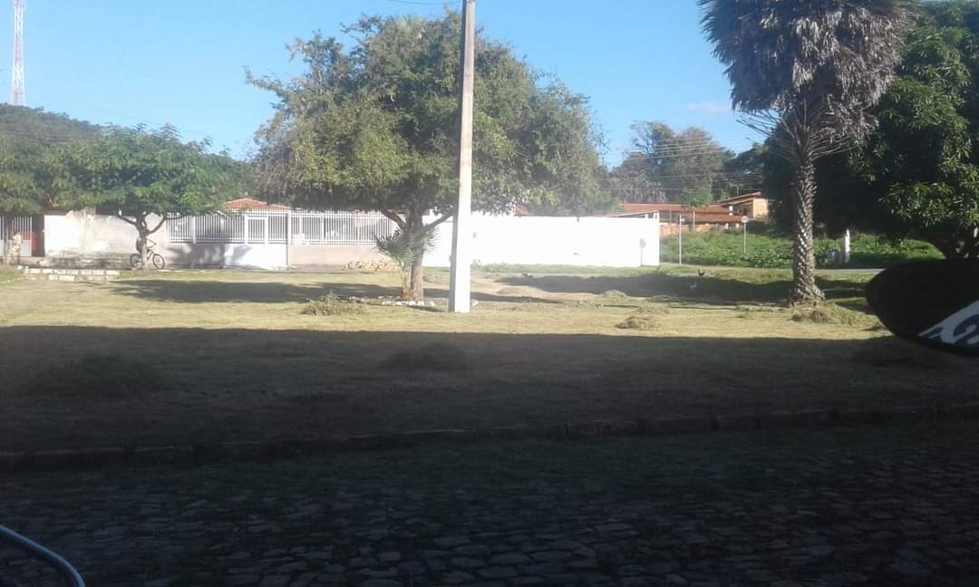 Prefeito João Luiz mantendo sua marca de cidade limpa em Monsenhor Gil - Imagem 9