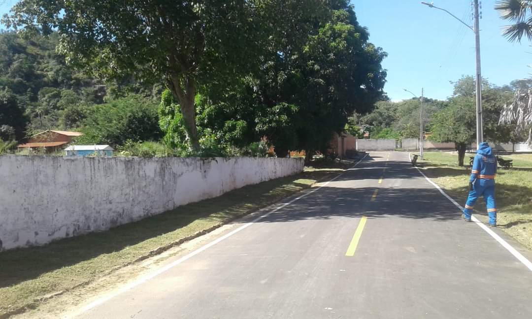 Prefeito João Luiz mantendo sua marca de cidade limpa em Monsenhor Gil - Imagem 5