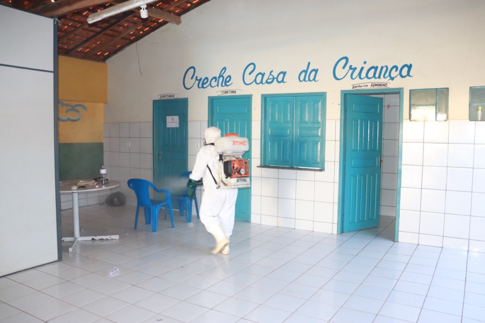 Prefeitura de Lagoinha realizou Sanitização na Cidade contra o COVID-19 - Imagem 3