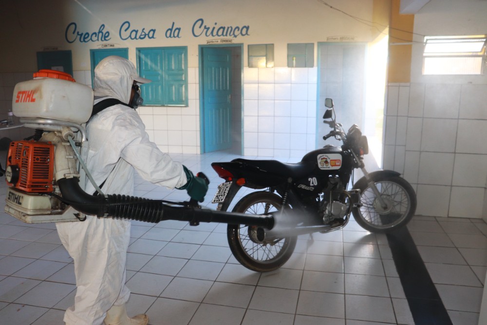 Prefeitura de Lagoinha realizou Sanitização na Cidade contra o COVID-19 - Imagem 7