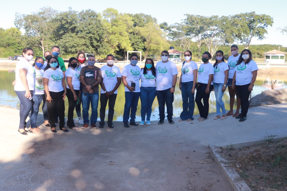 Orla da Lagoa da Baixa é arborizada através de projeto do Meio Ambiente - Imagem 2