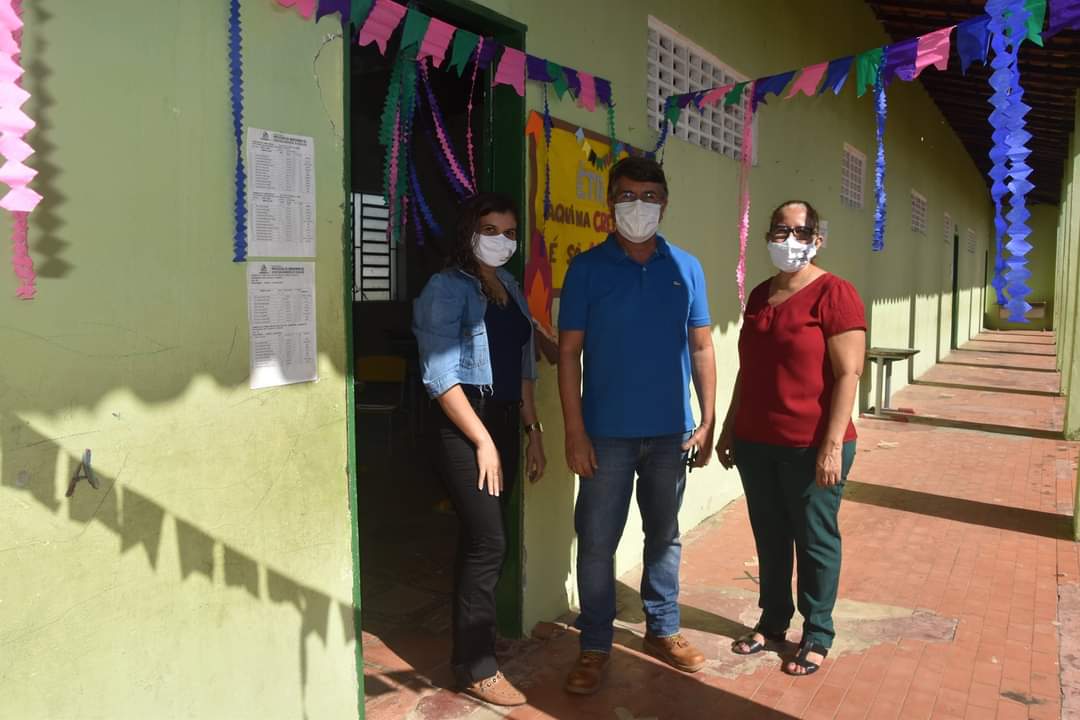 Prefeitura de Monsenhor Gil faz entrega de alimentos da merenda escolar - Imagem 7