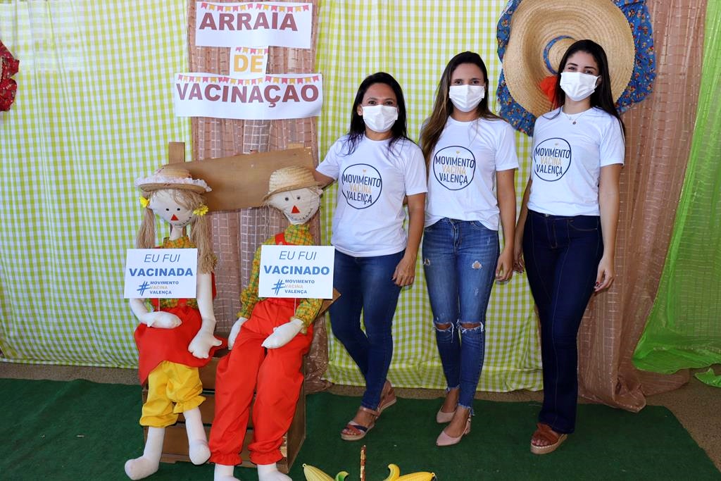 Trabalhadores da Educação são imunizados na cidade de Valença do Piaui - Imagem 23