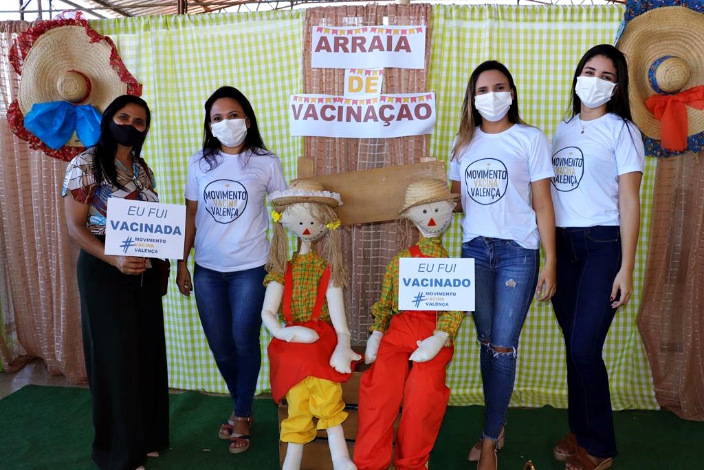 Trabalhadores da Educação são imunizados na cidade de Valença do Piaui - Imagem 22