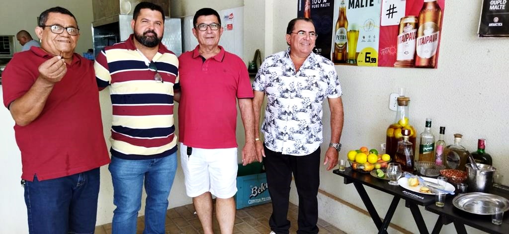 Maçonaria: Veneráveis tomam posse em sessão conjunta na cidade de Picos - Imagem 1