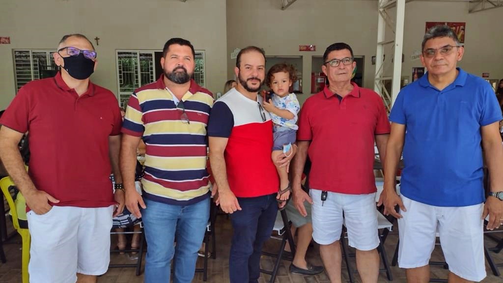 Maçonaria: Veneráveis tomam posse em sessão conjunta na cidade de Picos - Imagem 16