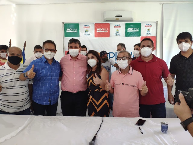 Wellington Dias visita obras e autoriza ações do PRO Piauí em Luís Correia - Imagem 1