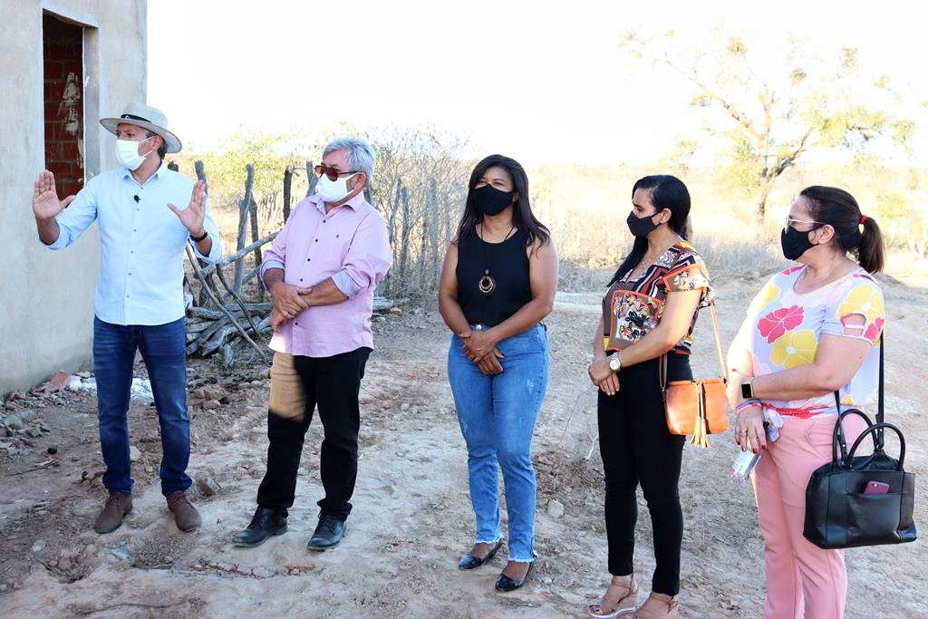 Prefeitura de Valença entrega estrada prometida a mais de 20 anos - Imagem 16