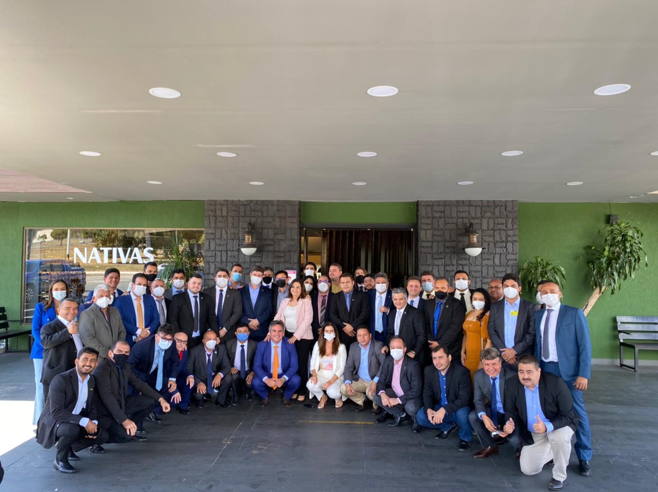 Em Brasília, prefeito João Luiz busca melhorias para Monsenhor Gil - Imagem 12