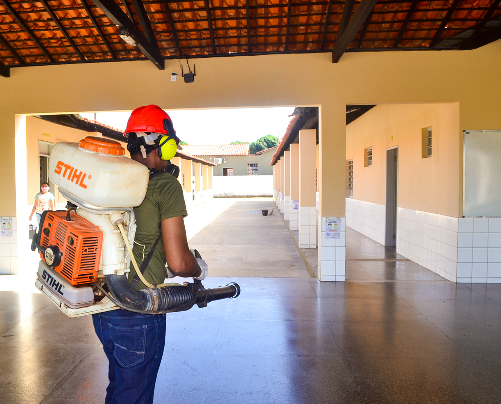 Prefeitura de Joaquim Pires realiza sanitização em unidades escolares - Imagem 2