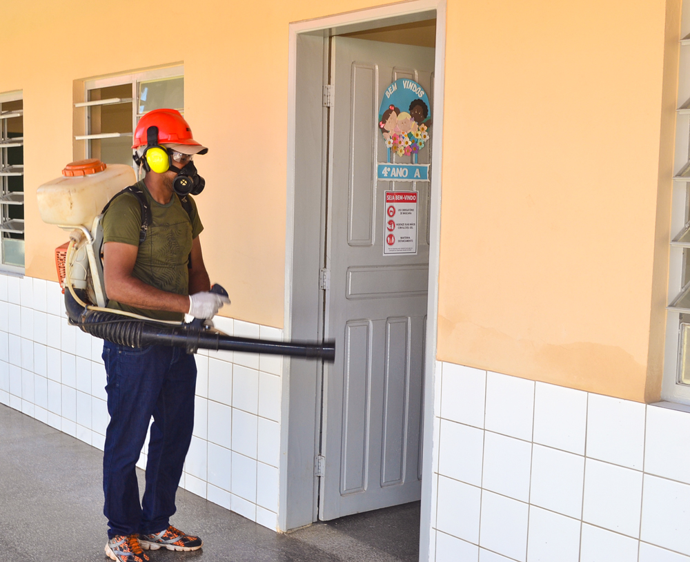 Prefeitura de Joaquim Pires realiza sanitização em unidades escolares - Imagem 3