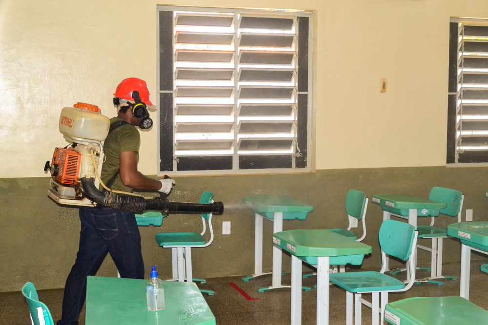 Prefeitura de Joaquim Pires realiza sanitização em unidades escolares - Imagem 8