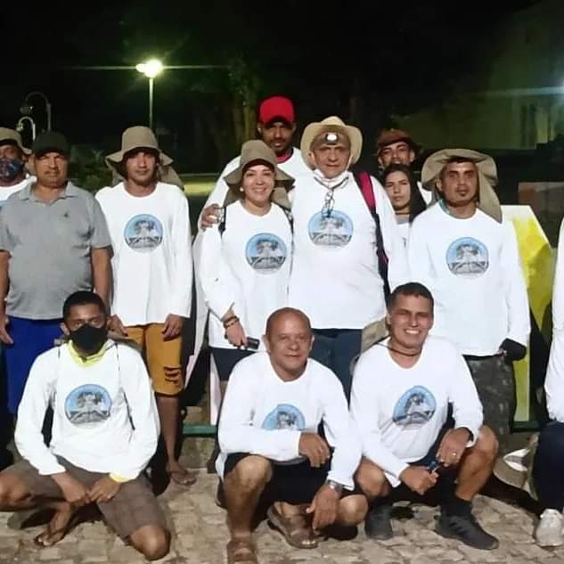 Romaria sai de Monsenhor Gil para Santa Cruz dos Milagres a pé - Imagem 11