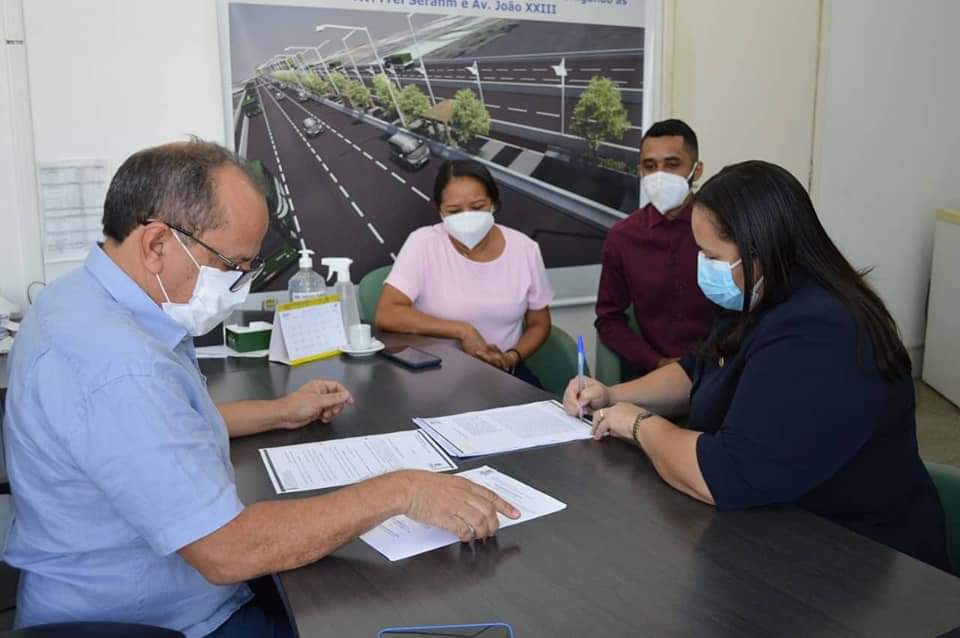 Prefeito João Luiz de Monsenhor Gil participa de encontro na SETRANS - Imagem 2