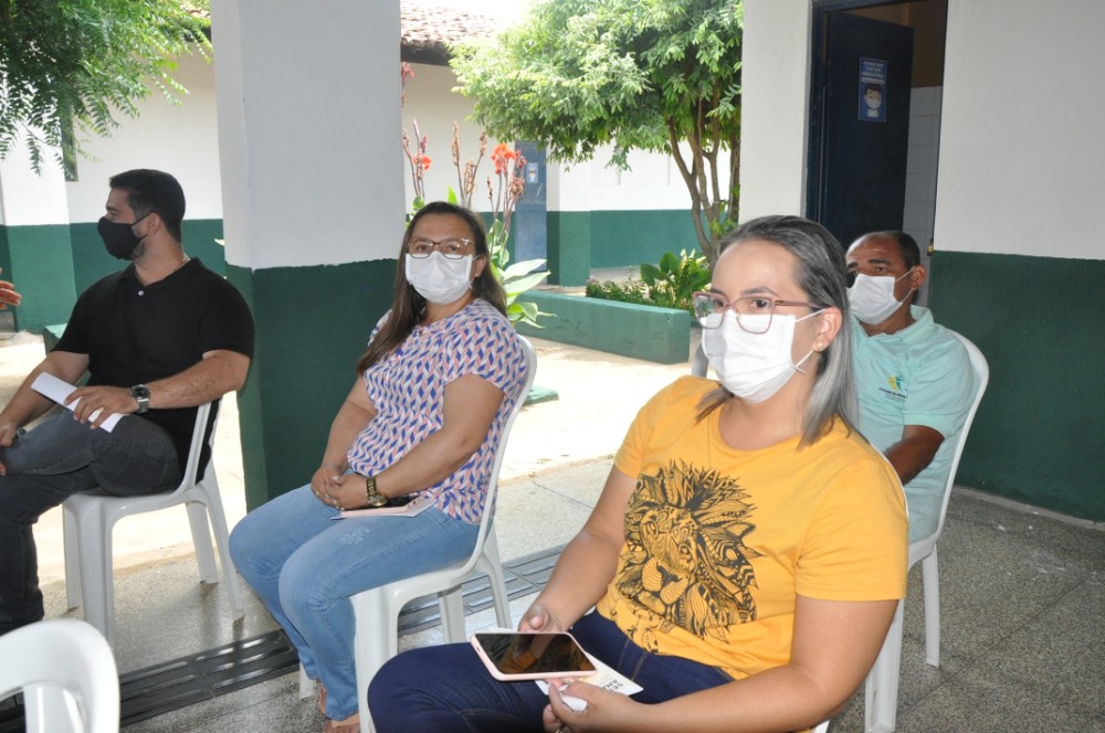 Prefeitura realiza palestra sobre prevenção ao suicídio - Imagem 12