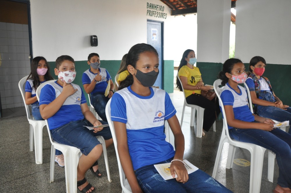 Prefeitura realiza palestra sobre prevenção ao suicídio - Imagem 11