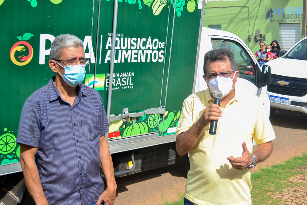 Prefeitura Municipal realiza entrega de 2 toneladas de peixes - Imagem 6