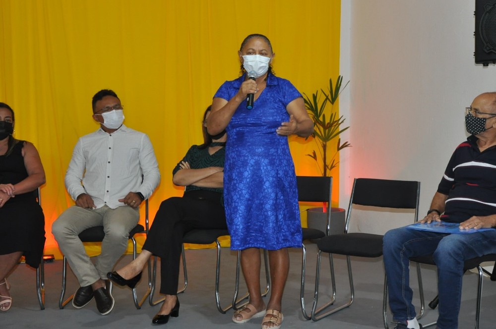 Prefeitura de Hugo Napoleão realiza entrega de premiação para alunos - Imagem 13