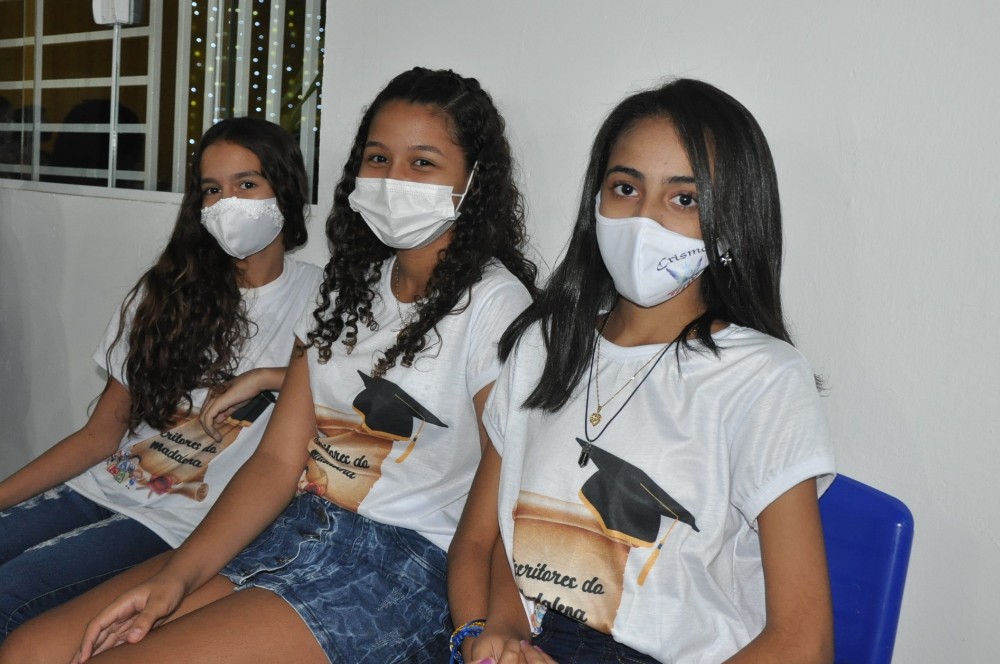 Prefeitura de Hugo Napoleão realiza entrega de premiação para alunos - Imagem 8