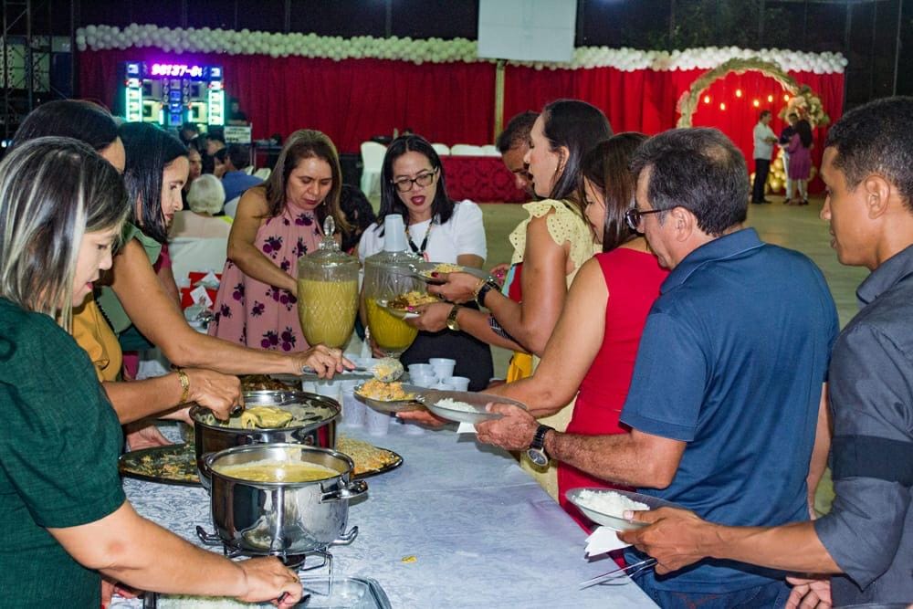 PREFEITURA DE JOAQUIM PIRES PROMOVE EVENTO EM HOMENAGEM AO DIA DO PROFESSOR - Imagem 11