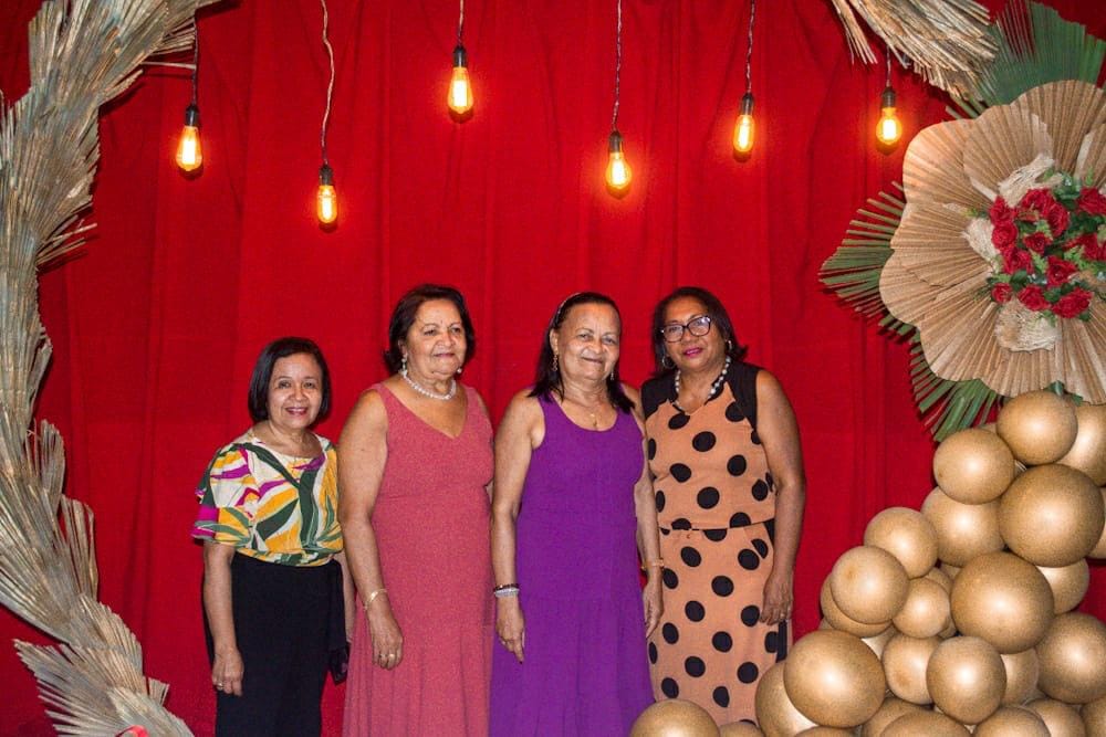 PREFEITURA DE JOAQUIM PIRES PROMOVE EVENTO EM HOMENAGEM AO DIA DO PROFESSOR - Imagem 10