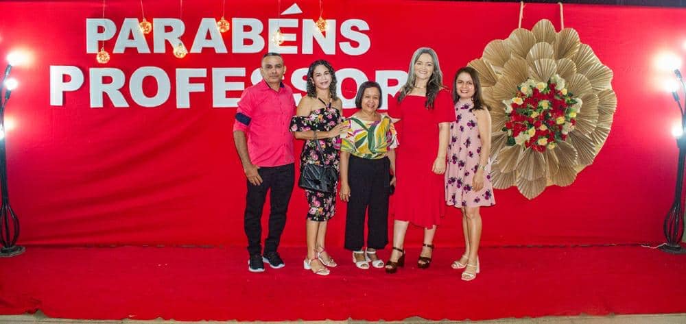 PREFEITURA DE JOAQUIM PIRES PROMOVE EVENTO EM HOMENAGEM AO DIA DO PROFESSOR - Imagem 28