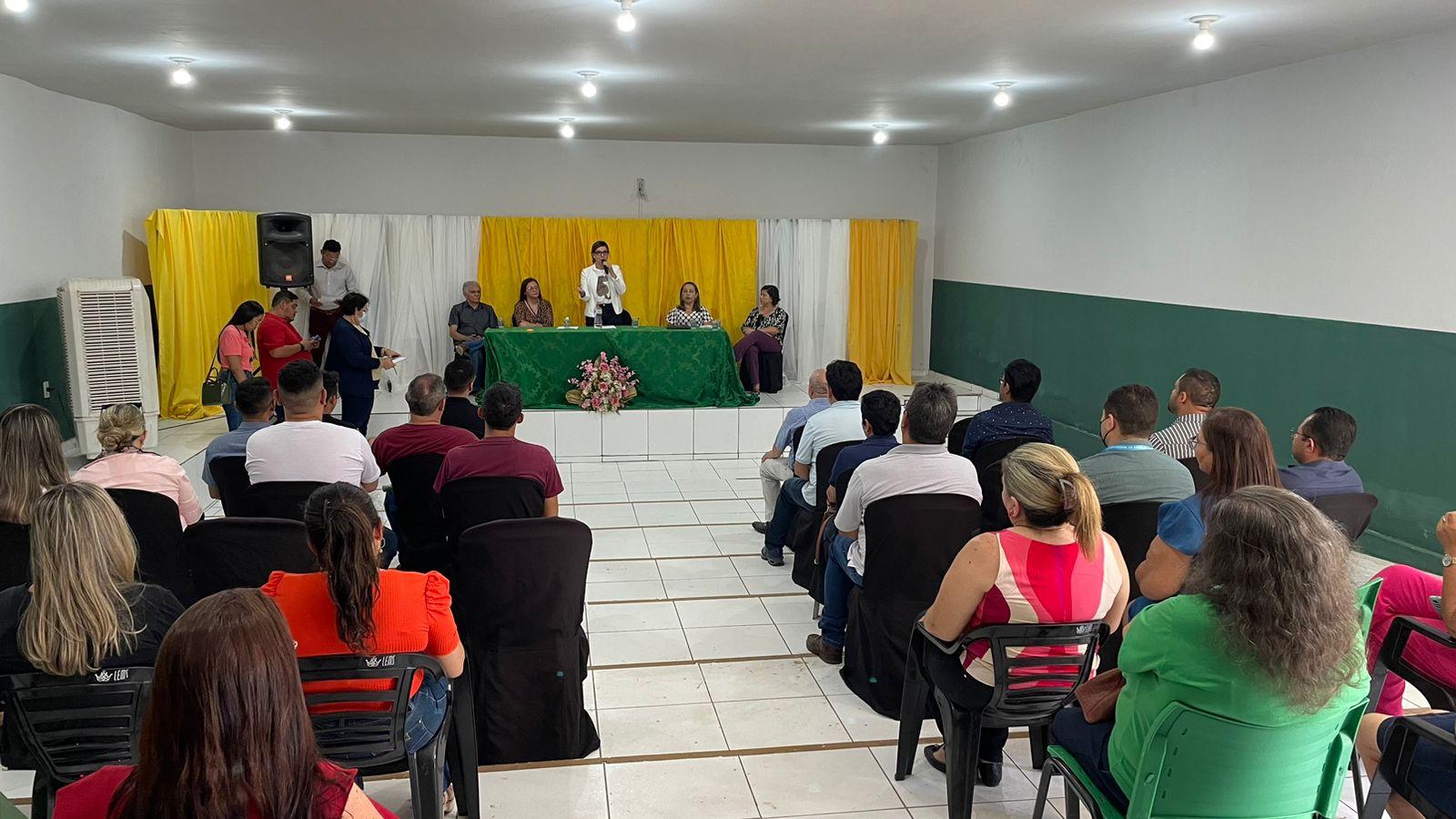 Prefeita Ivanária Sampaio inaugura sala do empreendedor - Imagem 2