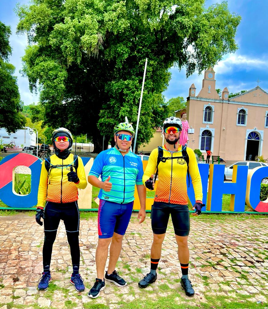 Passeio ciclístico reúne turistas em Monsenhor Gil com parada no Poço Azul - Imagem 9