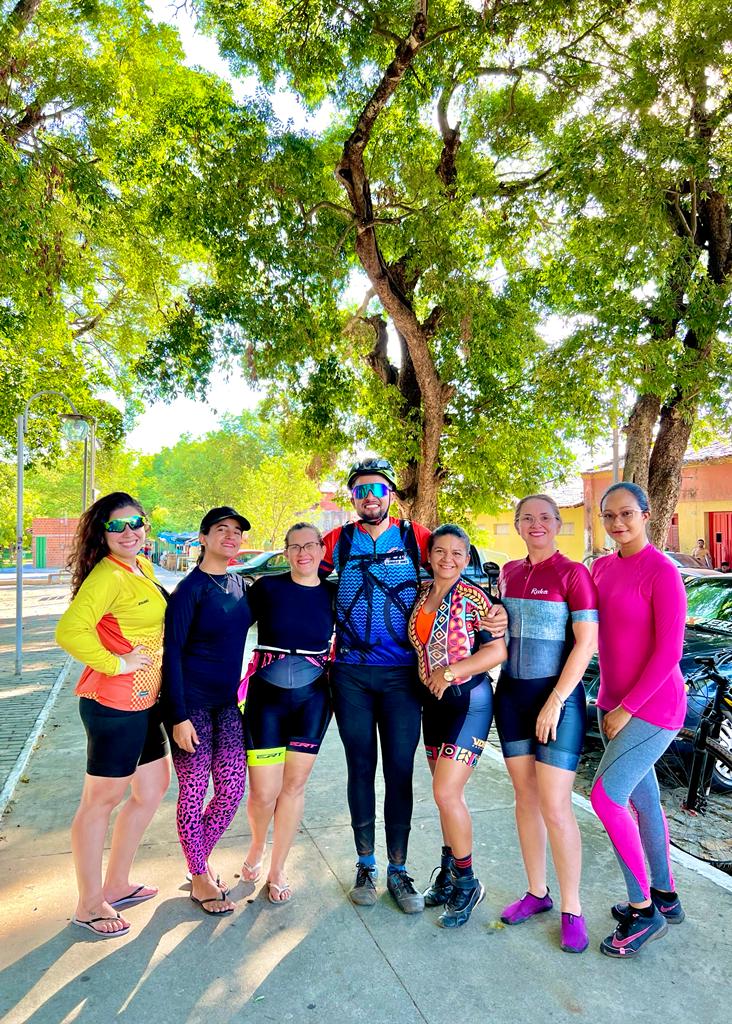 Passeio ciclístico reúne turistas em Monsenhor Gil com parada no Poço Azul - Imagem 19