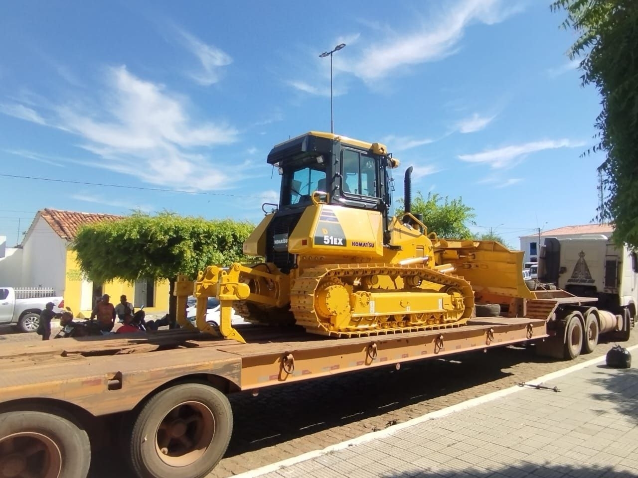 Oeiras adquire trator para construção e manutenção de estradas vicinais