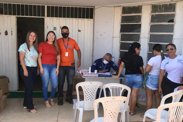 Secretaria de Assistência Social de M.E realiza ação de troca de lâmpadas - Imagem 4