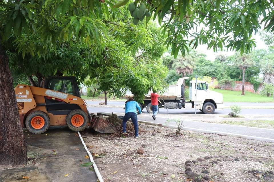Monsenhor Gil chega aos 59 anos com sua limpeza pública em dia - Imagem 5