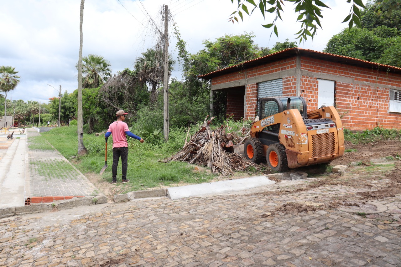 Monsenhor Gil chega aos 59 anos com sua limpeza pública em dia - Imagem 12