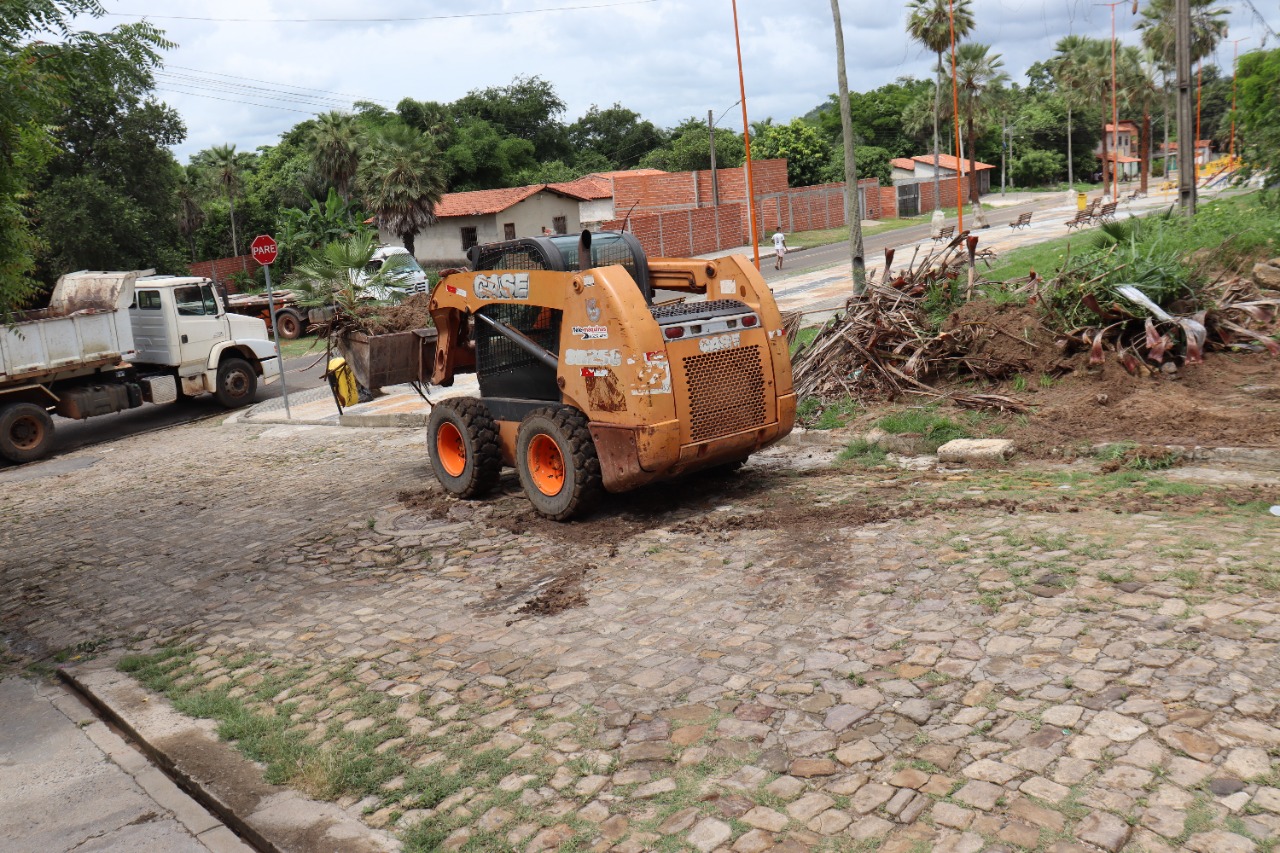 Monsenhor Gil chega aos 59 anos com sua limpeza pública em dia - Imagem 14