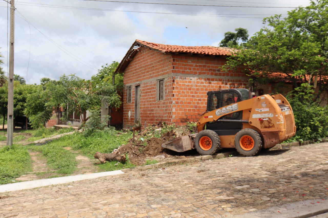 Monsenhor Gil chega aos 59 anos com sua limpeza pública em dia - Imagem 16