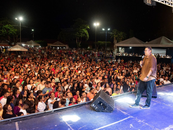Prefeitura de Água Branca realiza show no Dia Nacional do Evangélico