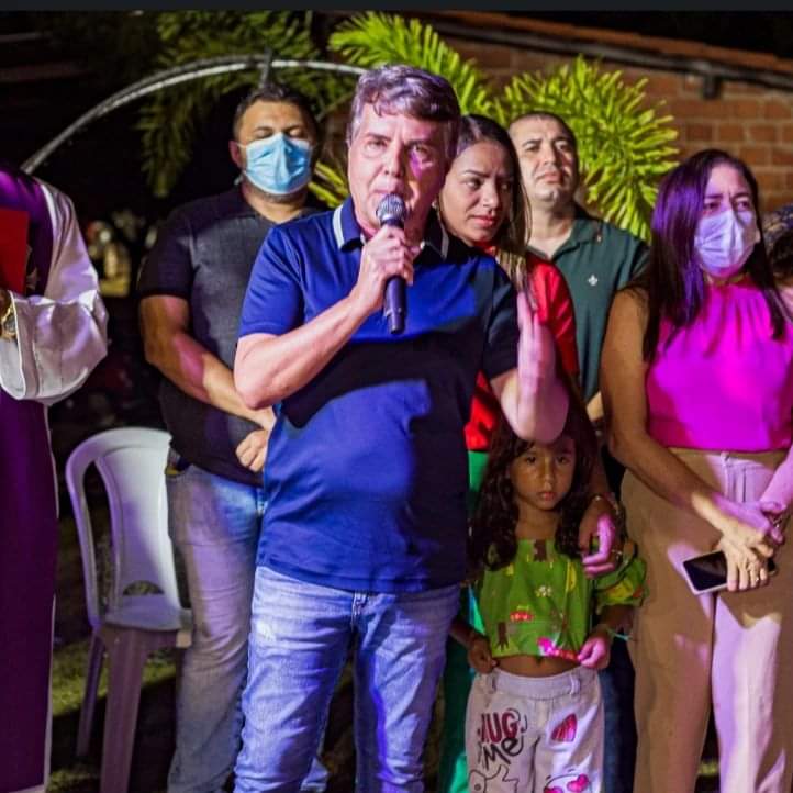 Prefeito João Luiz comanda Natal de luz com chegada do Papai Noel  - Imagem 14