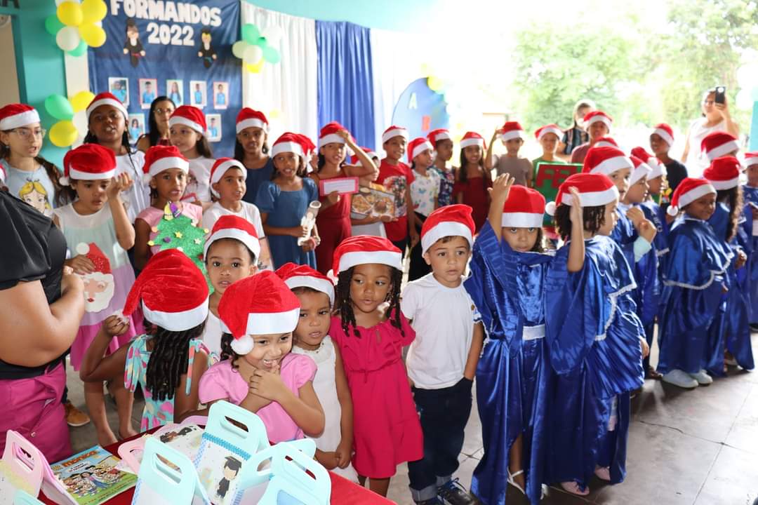 Escola da comunidade Monte Alegre realiza formatura em Monsenhor Gil  - Imagem 8